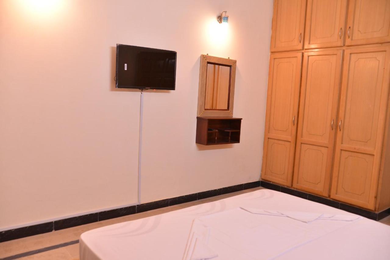 איסלמאבד Redbury Guesthouse מראה חיצוני תמונה